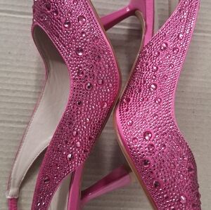 Nicole Miller Elegant Pink Rhinestone Women's Heels. 8.5.